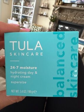Tula Skincare 24-7 Moisture Hydrating Day & Night Cream - turquoise